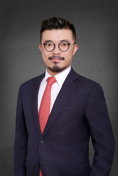 Portrait  Michael Ho