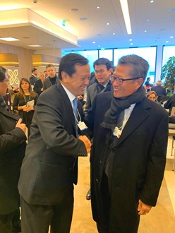 HK Delegation w Charles